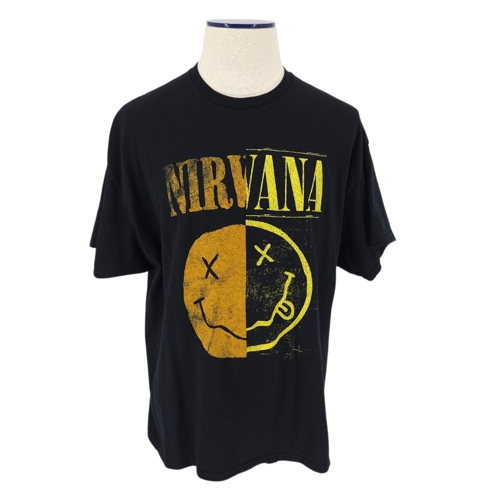 Nirvana Band T Shirt Black Nevermind Smiley Face Logo Short Sleeve Crew Mens 2XL